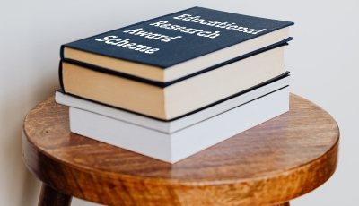 教育研究奖励计划